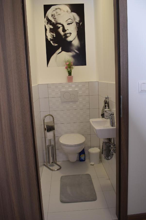 Silverlux Apartman Siófok Exterior foto